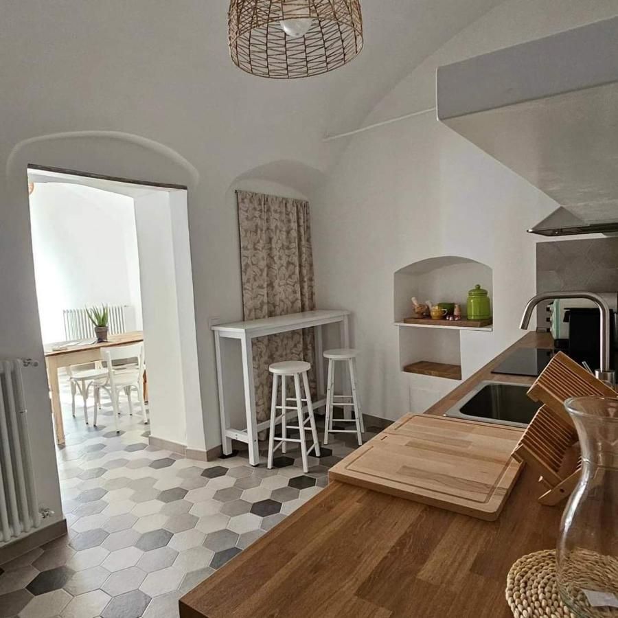 Car.Lo. Casa Vacanze Dolceacqua Extérieur photo